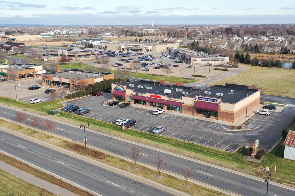 Commercial Property 5585 La Centre Ave owned by Manna Capital